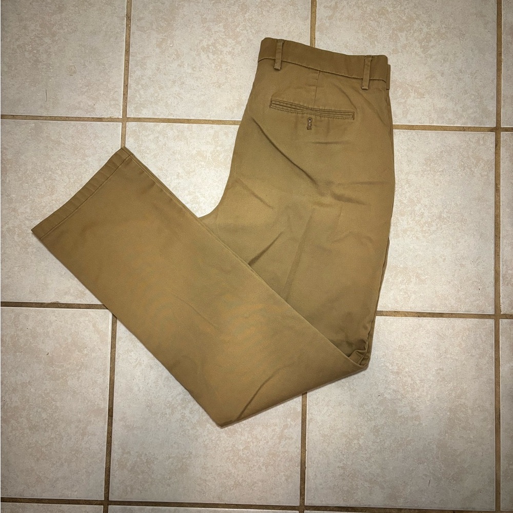 Old Navy Tan Chinos Versatile Cotton Blend